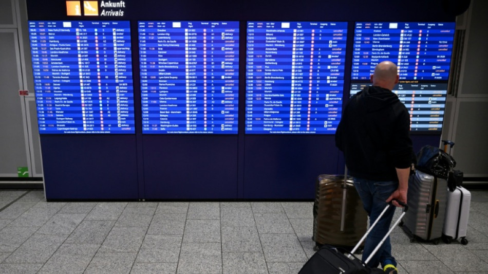  Deutsche Flugh&auml;fen: "Massiver Passagierverlust" im April durch Streiks und Krieg 