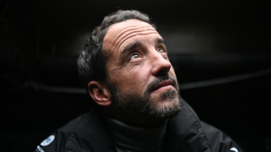 Vend&eacute;e Globe: Louis Burton victime d'une importante avarie structurelle mais reste en course