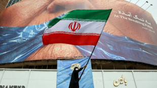 Oil prices sink further as Trump signs deal to reopen Hormuz
