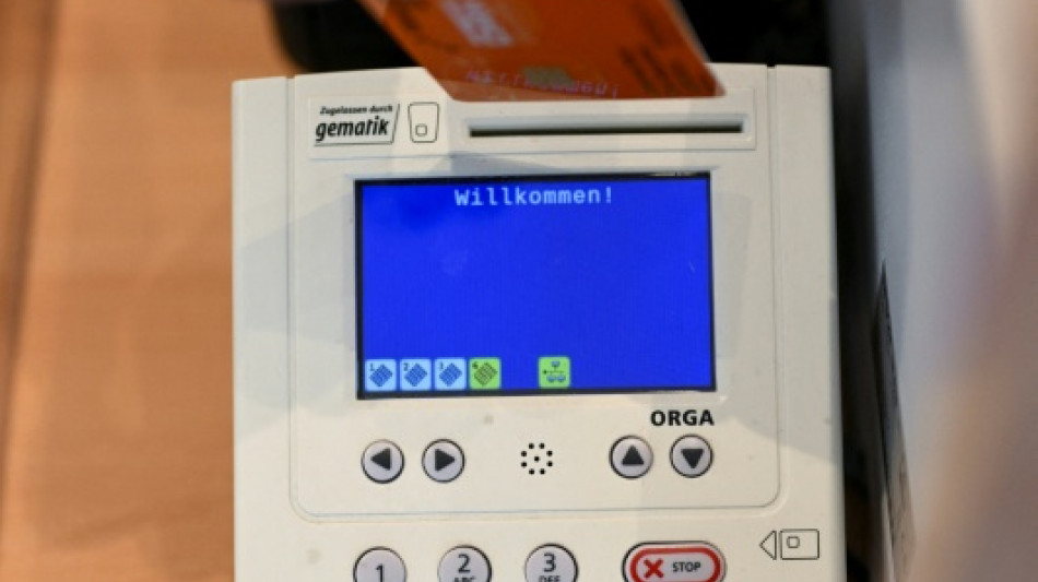  Presse: Koalition k&ouml;nnte kostenlose Krankenversicherung f&uuml;r Ehepartner abschaffen 