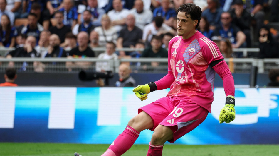 Roma: Svilar rinnova contratto, insieme fino al 2030