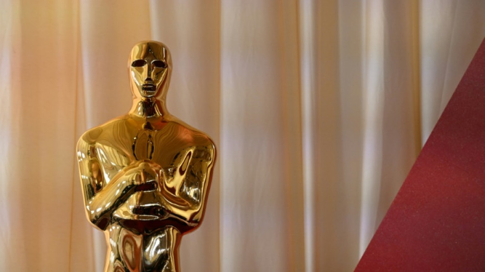 Oscar voters required to view all films before casting ballots