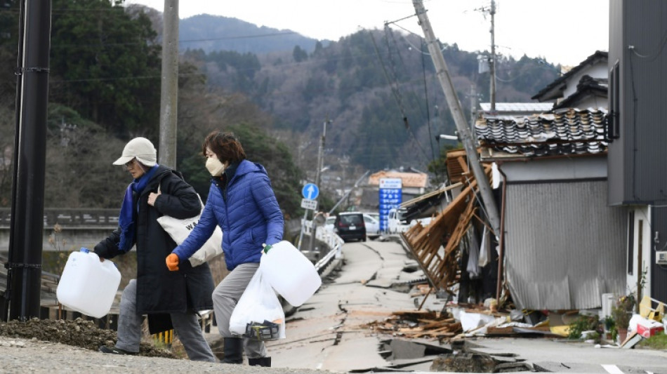 Sube a 94 muertos y 222 desaparecidos el balance del terremoto en Jap&oacute;n