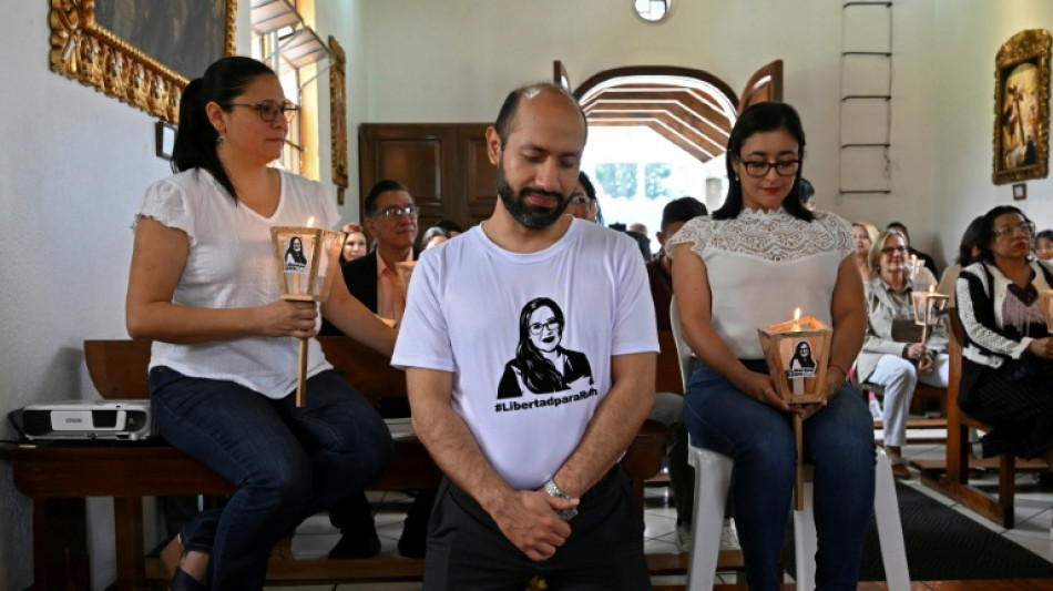  La familia de la abogada salvadore&ntilde;a Ruth L&oacute;pez teme por su vida tras visitarla en prisi&oacute;n 