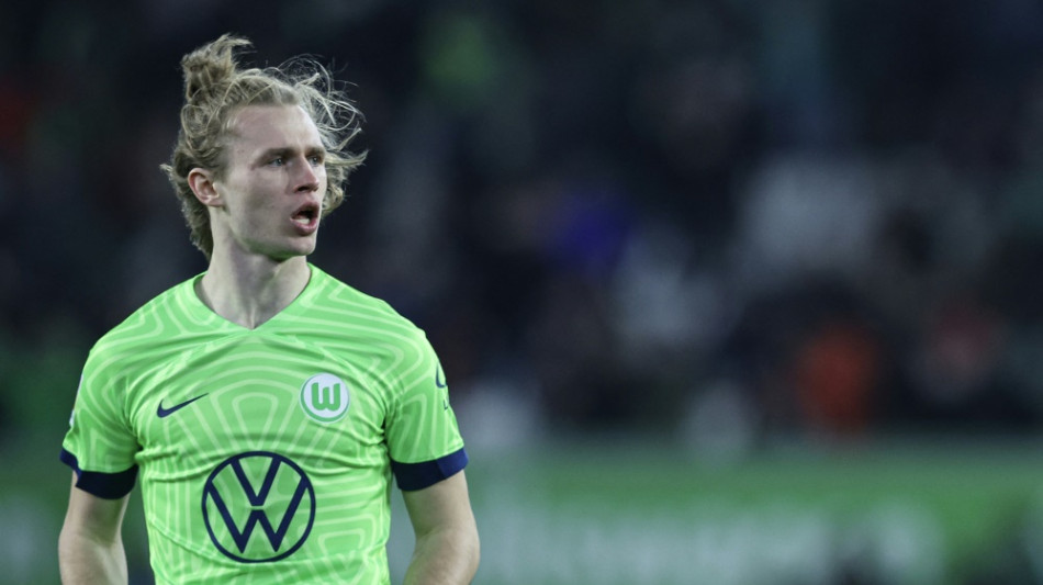 Wolfsburg nimmt erste Pokalh&uuml;rde ohne Glanz