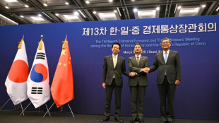 Face &agrave; Trump, P&eacute;kin, Tokyo et S&eacute;oul veulent "acc&eacute;l&eacute;rer" vers un accord de libre-&eacute;change