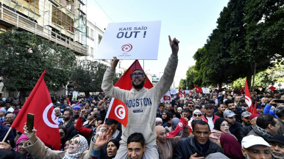 Tausende bei Protesten gegen Präsident Saied in Tunesien