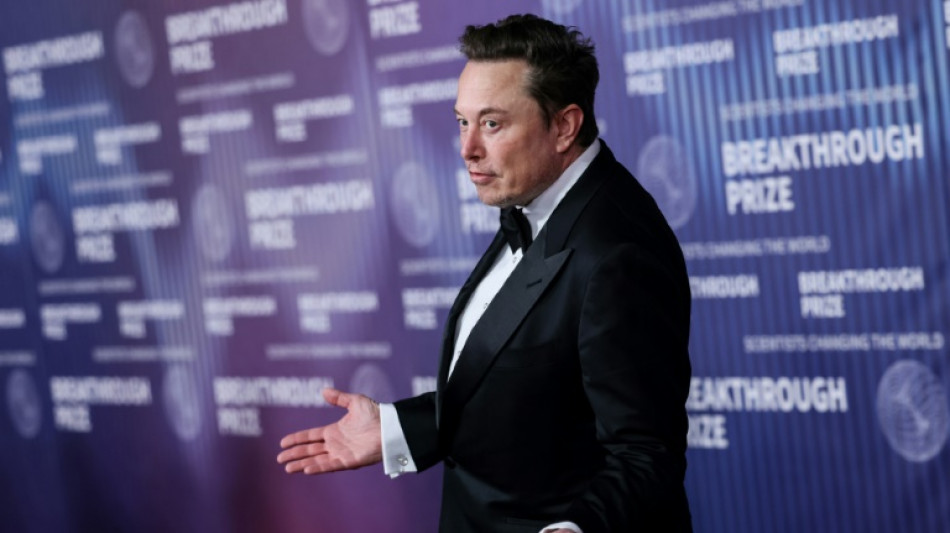 Tesla registra caída de su ganancia pero planta cara al futuro