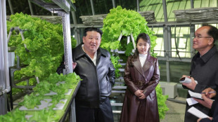 Filha de Kim Jong Un pode ser a sucessora escolhida para comandar a Coreia do Norte, afirma Seul
