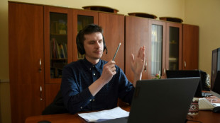Los rusoparlantes de Ucrania se suman a la resistencia aprendiendo el idioma local