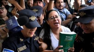 Repress&atilde;o do governo de El Salvador for&ccedil;a ONG de direitos humanos ao ex&iacute;lio