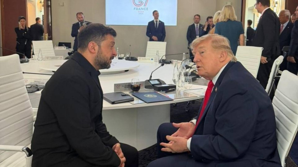  Zelensky, 'Trump spinge l'Ucraina alla capitolazione di fronte alla Russia' 