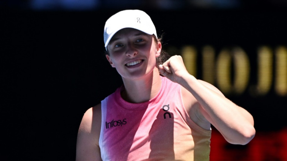 Swiatek atropela Raducanu e vai &agrave;s oitavas do Aberto da Austr&aacute;lia; Bia Haddad &eacute; eliminada