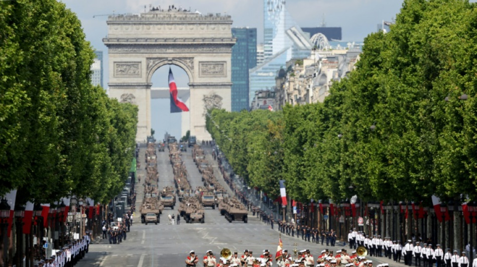  Merz reist zu Treffen der Ukraine-Koalition und Milit&auml;rparade nach Paris  
