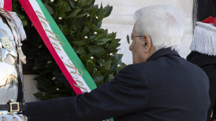 Unit&agrave; d'Italia: Mattarella depone una corona al Milite Ignoto