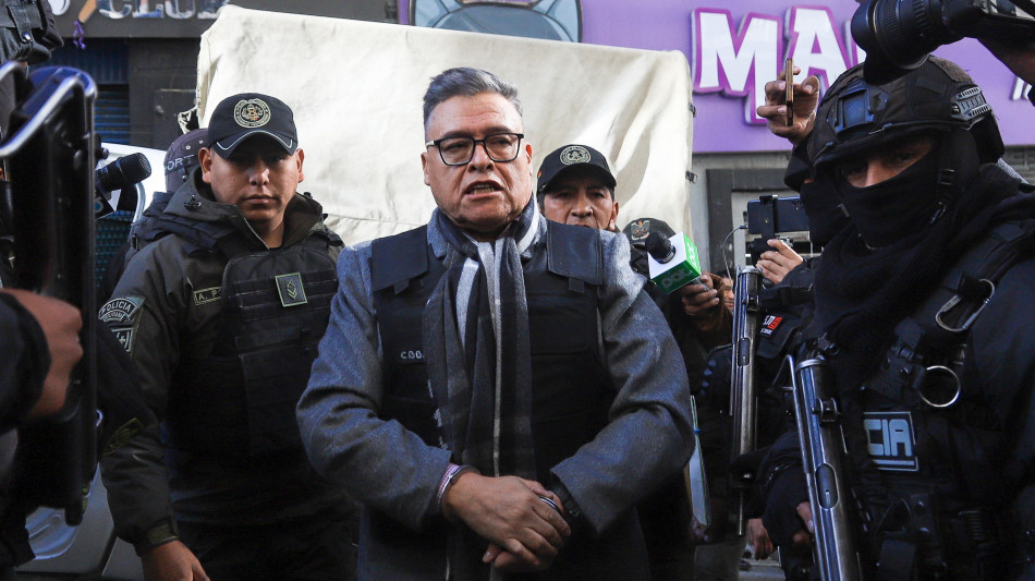 Bolivia, domiciliari per l'ex capo dell'Esercito accusato del golpe del 2024