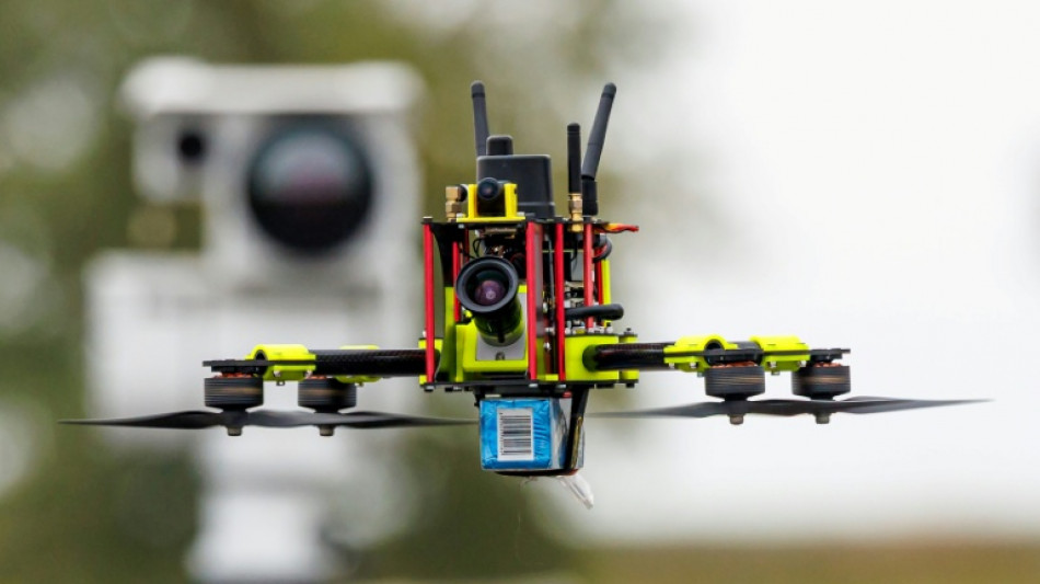 Sur un a&eacute;rodrome isol&eacute;, l&rsquo;Allemagne pr&eacute;pare ses d&eacute;fenses antidrone