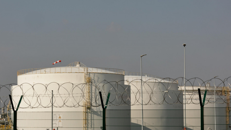  Aie, sul mercato iniziato rilascio riserve strategiche di petrolio 