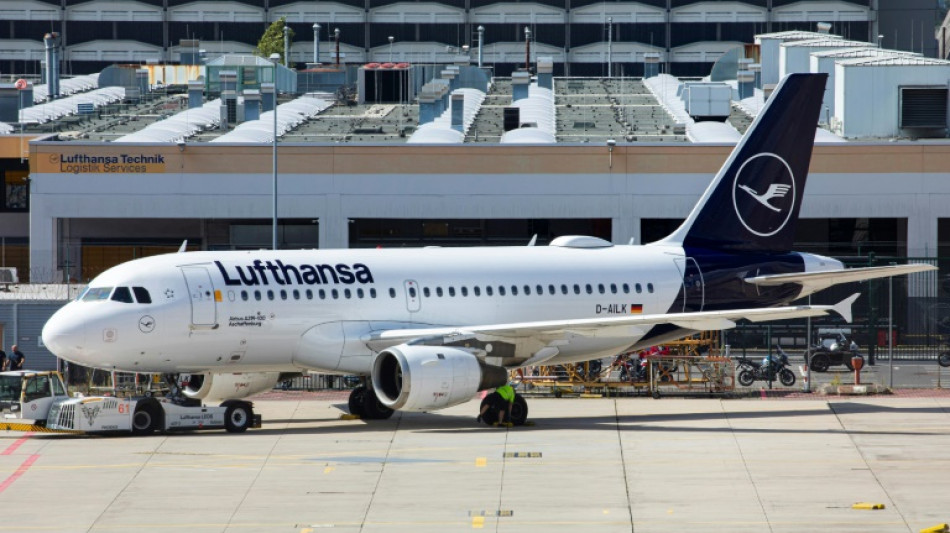 Lufthansa launches hiring drive as recovery gathers pace