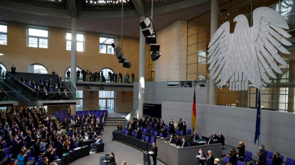Bundestag beschließt Entlastungspaket - Koalition verspricht noch mehr