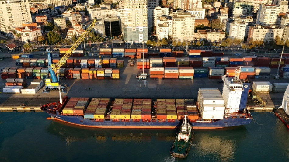 Albanie: les 2.100 tonnes de d&eacute;chets potentiellement toxiques vont &ecirc;tre d&eacute;charg&eacute;s