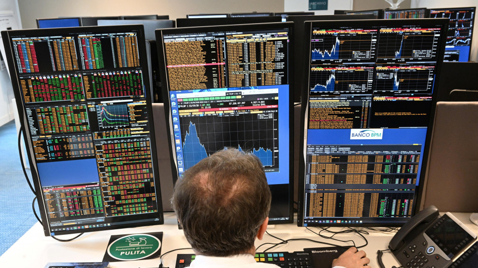 Borsa: Milano apre in calo, Ftse Mib -0,17%