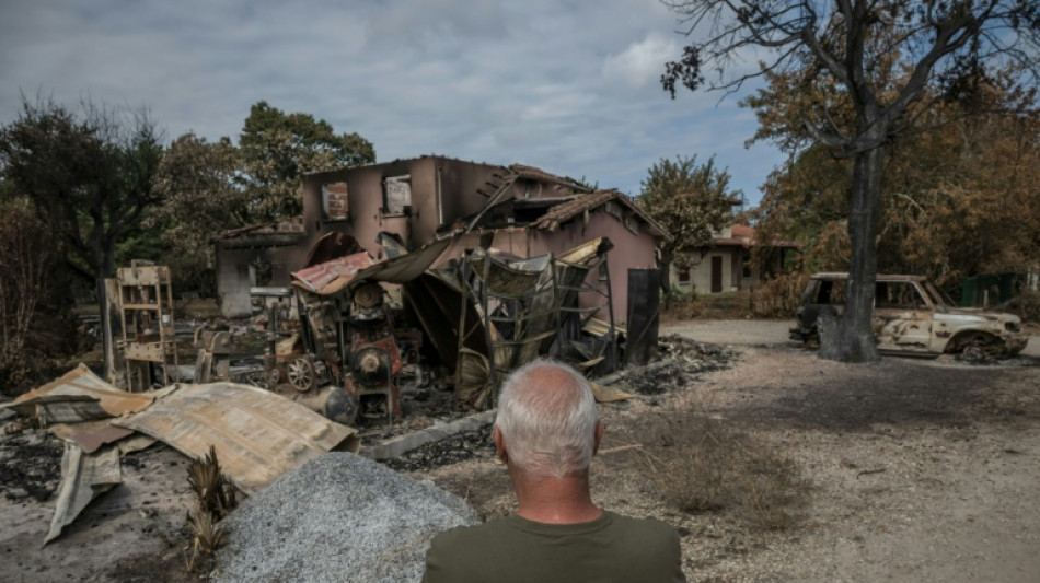  M&eacute;gafeu en Gironde: Le Porge, village martyr au bord de la "psychose", se barricade 