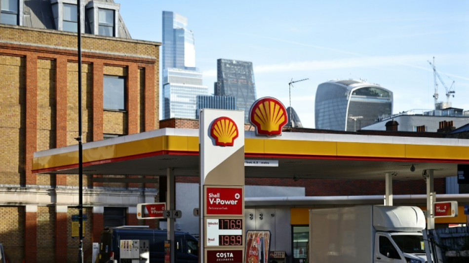  Petroleras obtienen enormes ganancias en un mercado impactado por la guerra 