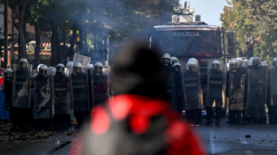  Nach Protesten: Albaniens Regierungschef Rama k&uuml;ndigt h&auml;rteren Kurs an 