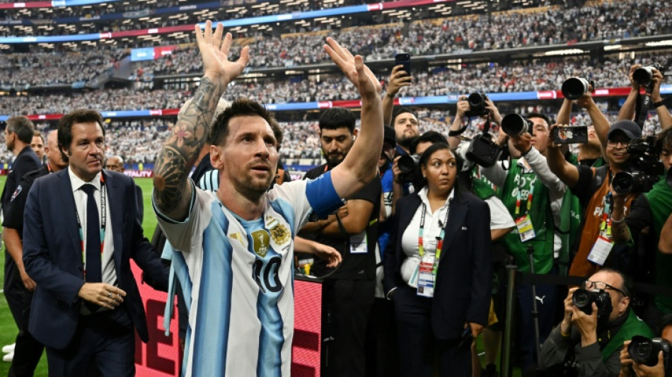  'Foi muito equilibrado, muito intenso', diz Messi ap&oacute;s vit&oacute;ria sobre a &Aacute;ustria 