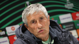 Villarreal demite t&eacute;cnico Quique Seti&eacute;n