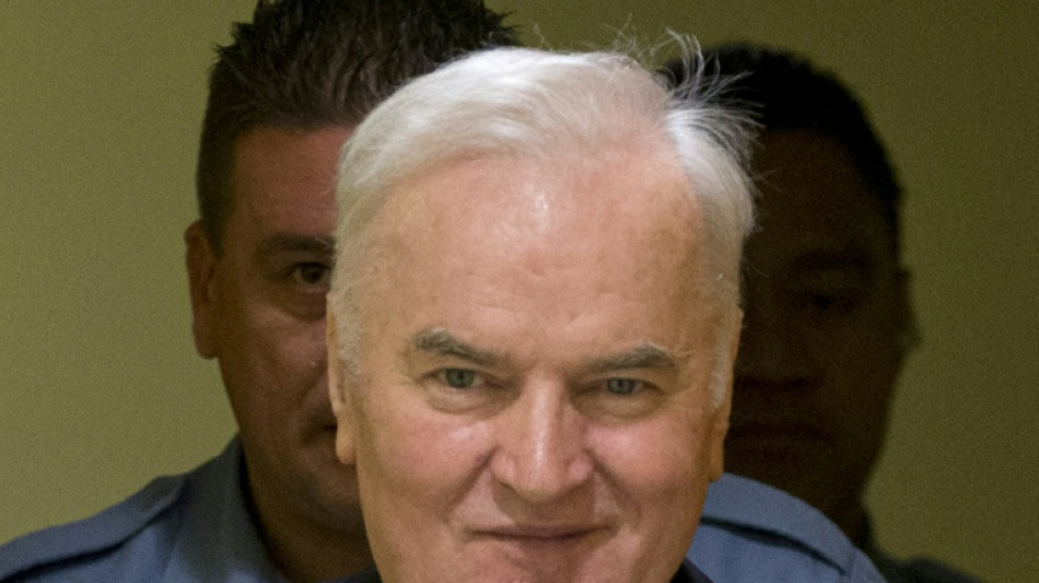  S&eacute;rvia pede liberta&ccedil;&atilde;o de criminoso de guerra Mladic por motivo de sa&uacute;de 