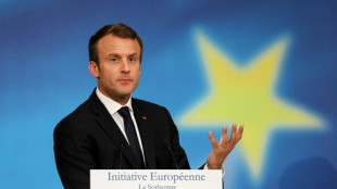 Macron appelle à un nouveau sursaut de l'Europe, qui peut "mourir"
