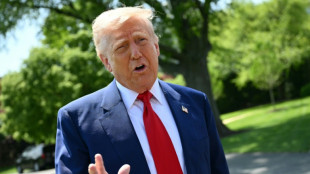 Trump celebrates tumultuous 100 days in office