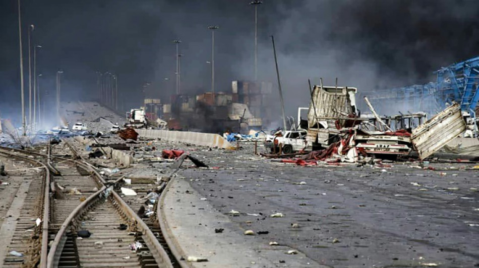 Une explosion d&eacute;vastatrice dans le principal port d'Iran fait 25 morts et 1.000 bless&eacute;s