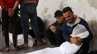 Al menos 44 muertos por bombardeos israel&iacute;es el domingo en Gaza, seg&uacute;n defensa civil
