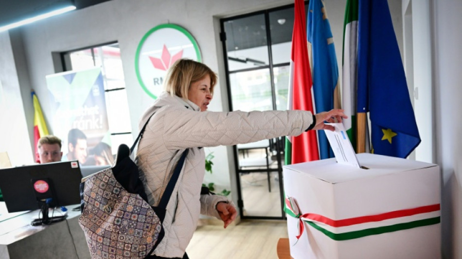  In Romania, many Hungarians root for Orban in vote  
