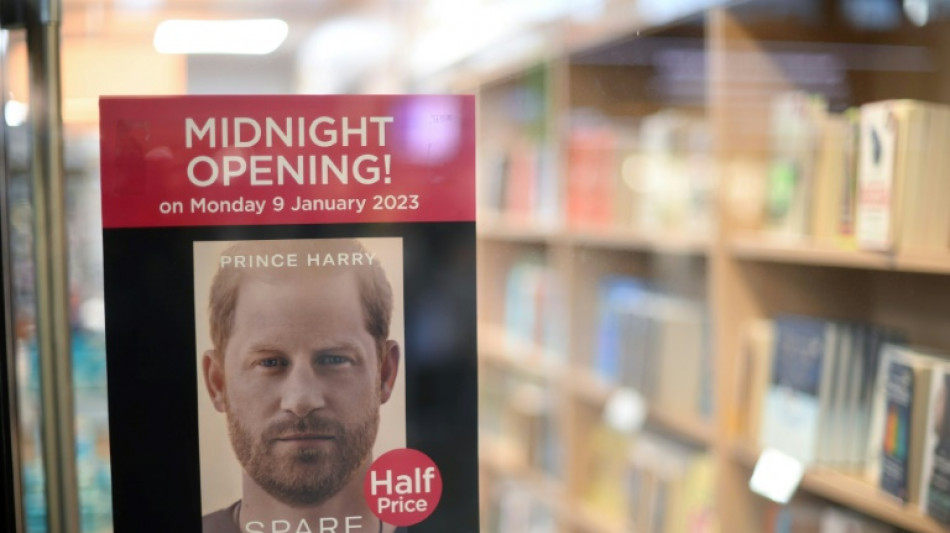 El pr&iacute;ncipe Enrique, acusado de querer "demoler" la monarqu&iacute;a brit&aacute;nica con sus memorias