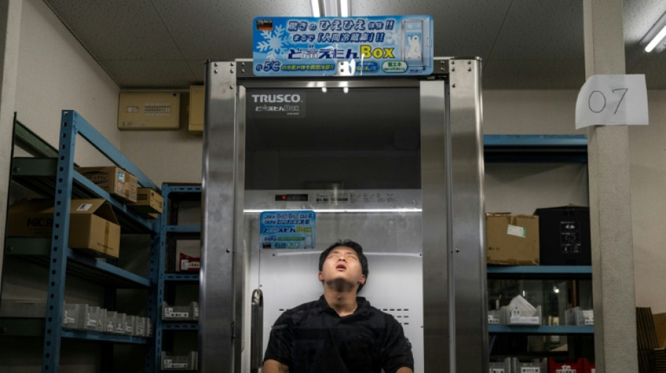  Un refrigerador para humanos alivia a los trabajadores japoneses durante la ola de calor 