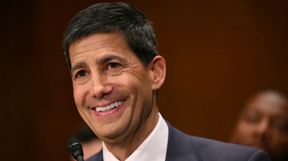  Senado de EEUU confirma a Warsh como presidente de la Fed 