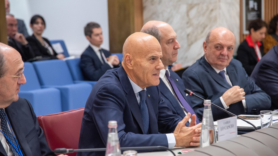  ++ Descalzi, 'risultati eccellenti, condividiamo la crescita con azionisti ++ 
