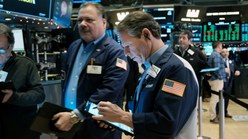 Wall Street ouvre en hausse, signes d'accalmie sur le front de l'inflation