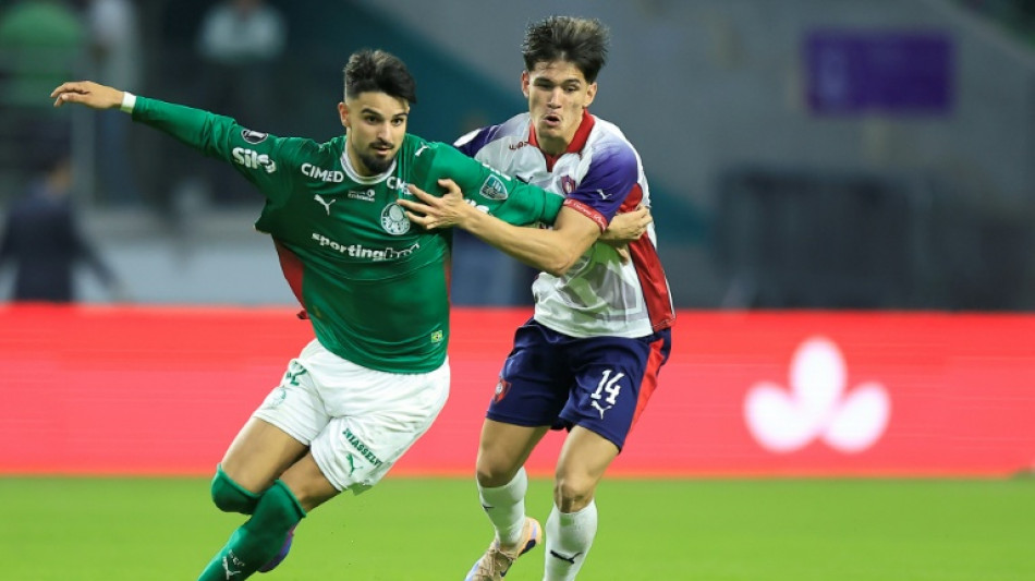  Flaco L&oacute;pez renova com o Palmeiras at&eacute; 2030 