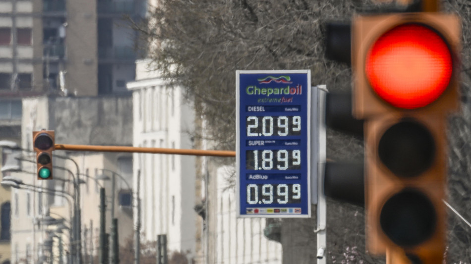  Cgia Mestre, 'nonostante i tagli, il caro diesel rimane, urge intervento dell'Ue' 