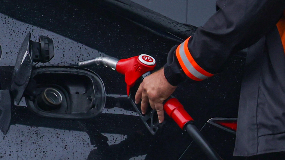  Axios, Ucraina sorpresa dall'annuncio di Trump per il diesel russo 