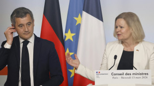 Deutschland und Frankreich schließen Sicherheitspakt