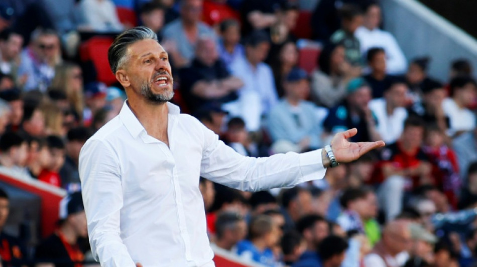  RB Leipzig anuncia argentino Mart&iacute;n Demichelis como novo t&eacute;cnico 