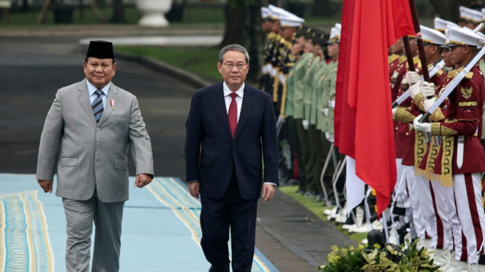 Indonesia, China agree to bolster ties ahead of ASEAN summit 