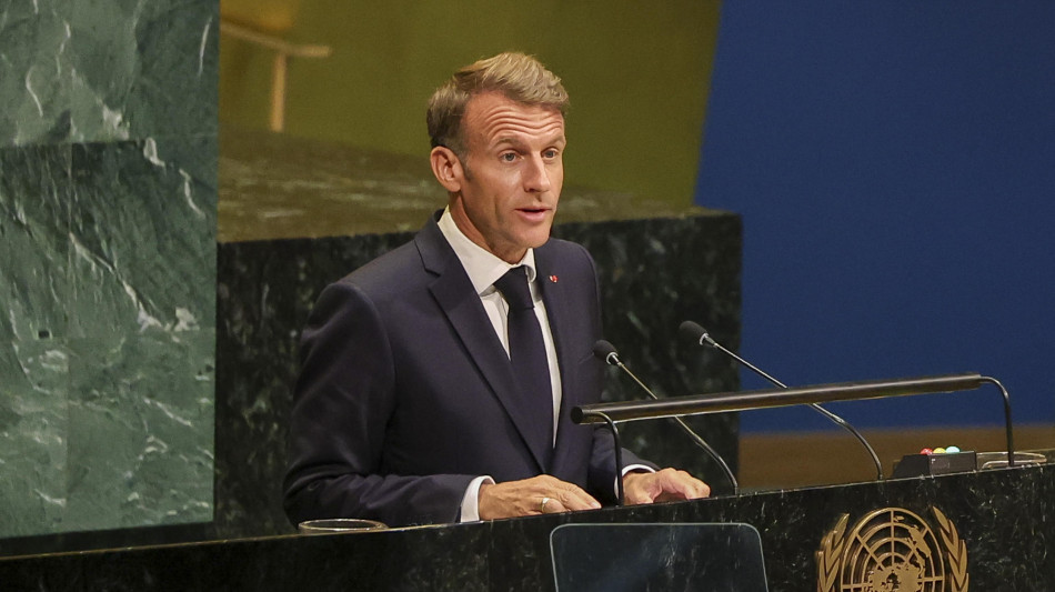  Macron, 'a Gaza uno spettacolo che ci fa vergognare tutti' 
