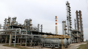 Il prezzo del petrolio di nuovo in calo a 62,6 dollari